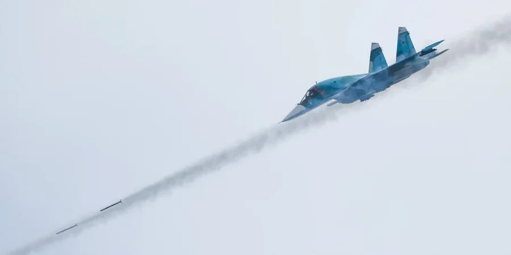 Удар по Ахтубінську: безпілотники ЗСУ пошкодили бомбардувальник Су-34