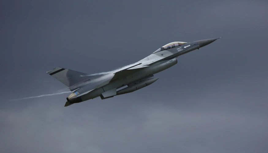 Хто ухвалив рішення: румунські F-16 та союзники після перехоплення біля Суліни